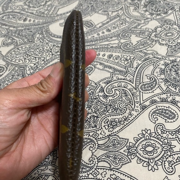 LV Key Cless Monogram - Picture 12 of 16